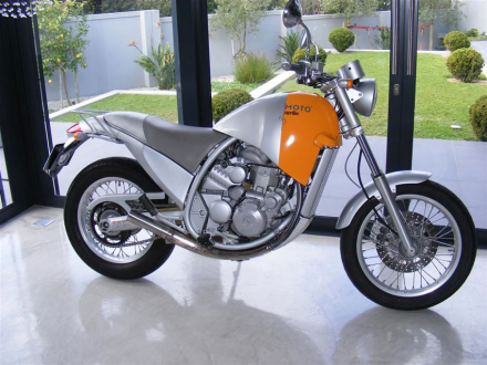 moto.jpg