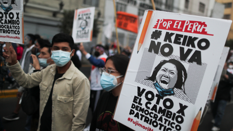 Perú: Sendero Luminoso entra (¿o lo hacen entrar?) en la disputa electoral