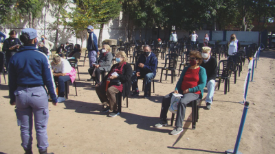 La vacunación avanza con nuevos grupos y trabajadores estratégicos