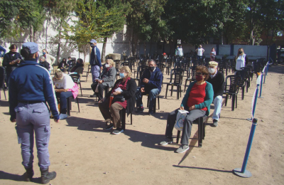 La vacunación avanza con nuevos grupos y trabajadores estratégicos