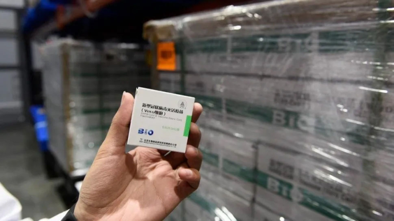 Vacunas: Sinopharm firmó contrato con Argentina y llegan 2 millones de dosis más