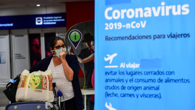 Quienes regresen del exterior entre el 1° de julio y el 31 de agosto están obligados a aislarse durante 10 días