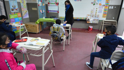 Un millón de estudiantes dejó de ir a la escuela en este 2021