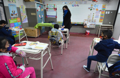 Un millón de estudiantes dejó de ir a la escuela en este 2021