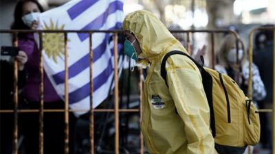 Uruguay prevé abrir fronteras en septiembre para turistas vacunados