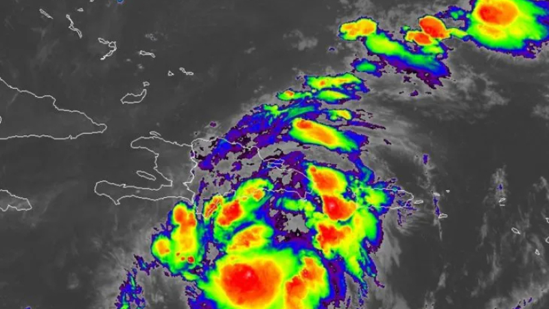 La tormenta Grace avanza hacia Haití tras el terremoto
