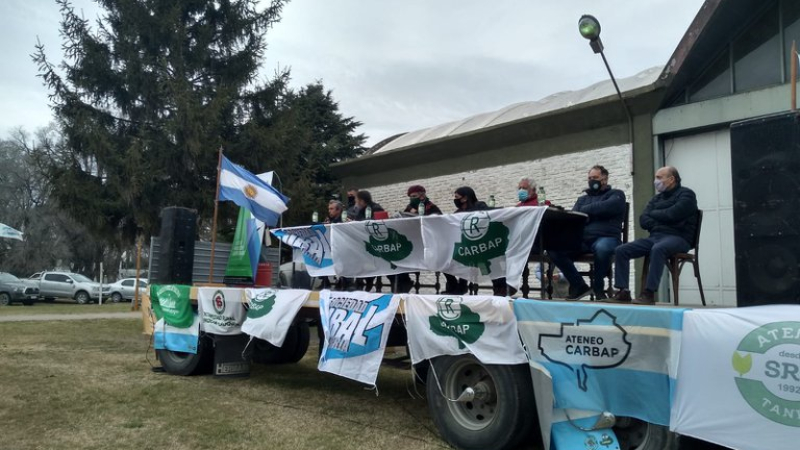 El campo volvió a rechazar el cepo a la exportación de carne e insistió en reclamar un cambio profundo en el manejo del país