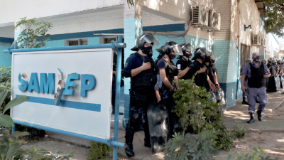Reclamos y destrozos en las oficinas de la sede central de Sameep