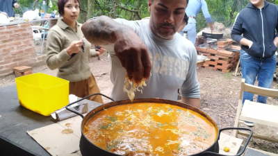 Sea feliz, cocine y comparta un guiso