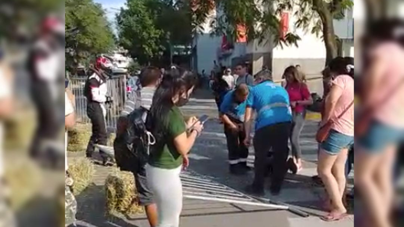 Una policía comunal lesionada por un karting que se despistó