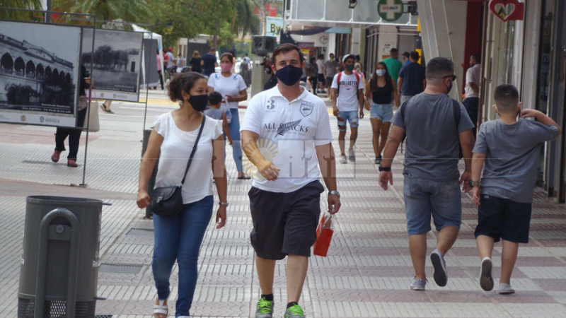 Confirmaron 33 muertes y 1.644 contagios en las últimas 24 horas