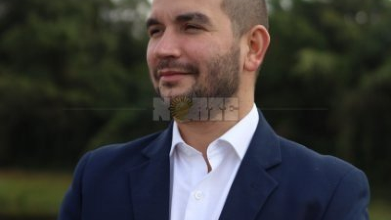 Mediación de la Defensoría del Pueblo entre médicos y el Insssep por el plus