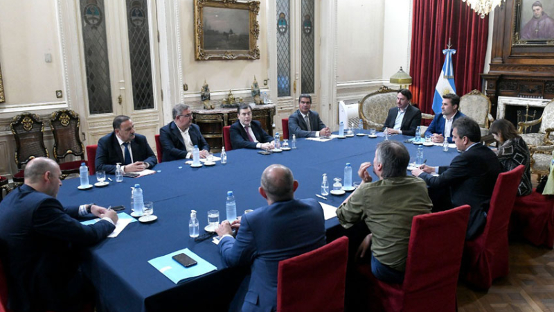 Máximo Kirchner se refirió a la "zona cálida" de las provincias del Norte Grande