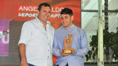 Ángel Deldo: "Disfruto este premio del Círculo por el sacrificio que hice"
