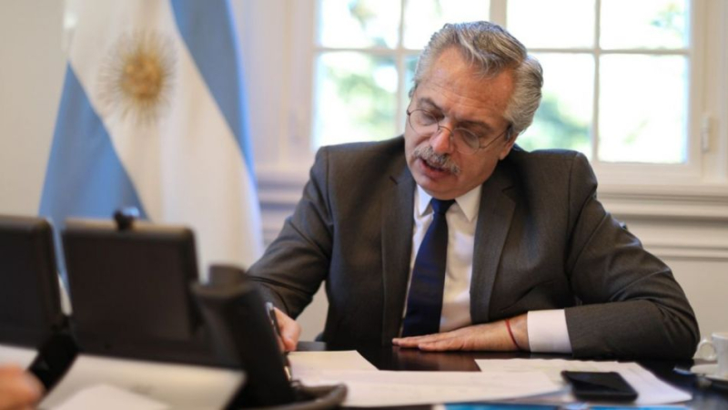 Fernández autorizó una rebaja en las regalías de las petroleras offshore 
