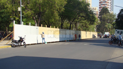 Con fuertes cuestionamientos comenzaron las obras en la Plaza 25 de Mayo