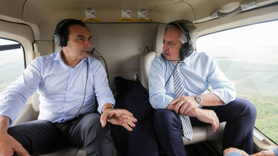 Fernández y Valdés sobrevolaron zonas afectadas por los incendios forestales
