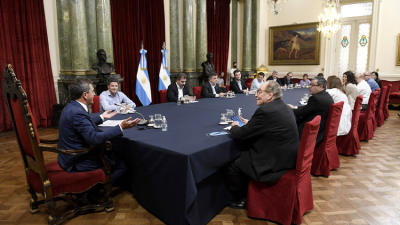 Después de muchas ideas y vueltas el gobierno presentó el acuerdo con el FMI