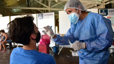 Coronavirus: confirmaron 20 muertes y 2.228 contagios en las últimas 24 horas