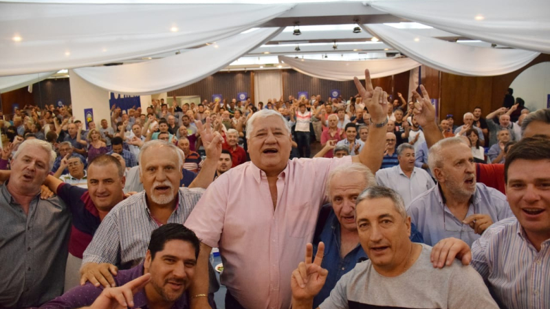 El chaqueño Guillermo Moser afianza su liderazgo al frente de Luz y Fuerza