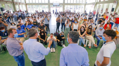 El gobierno presentó las inscripciones del Progresar