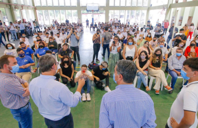 El gobierno presentó las inscripciones del Progresar