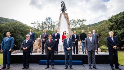 Los gobernadores anunciaron políticas estratégicas en energía