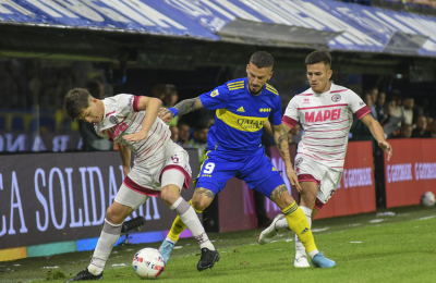 Boca empató con Lanús y se aleja de la cima de la Zona B