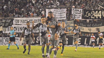 For Ever, a puro corazón, gritó victoria ante Morón