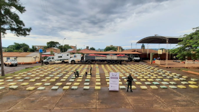 Gendarmes incautan más de 10 toneladas de marihuana en Misiones