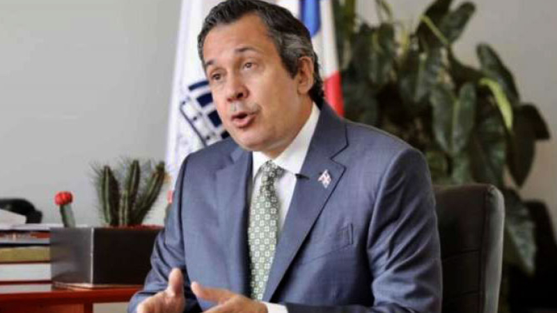 Acribillaron en su despacho a un ministro de República Dominicana