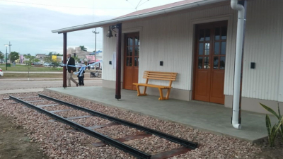 Emotiva inauguración de la réplica de la Estación de Tren de Du Graty