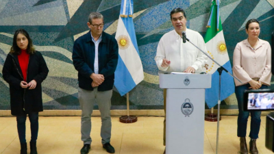 Capitanich busca reducir la informalidad laboral y la deserción escolar