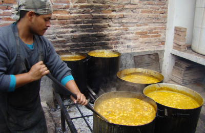 El locro casero, la gastronomía criolla del día