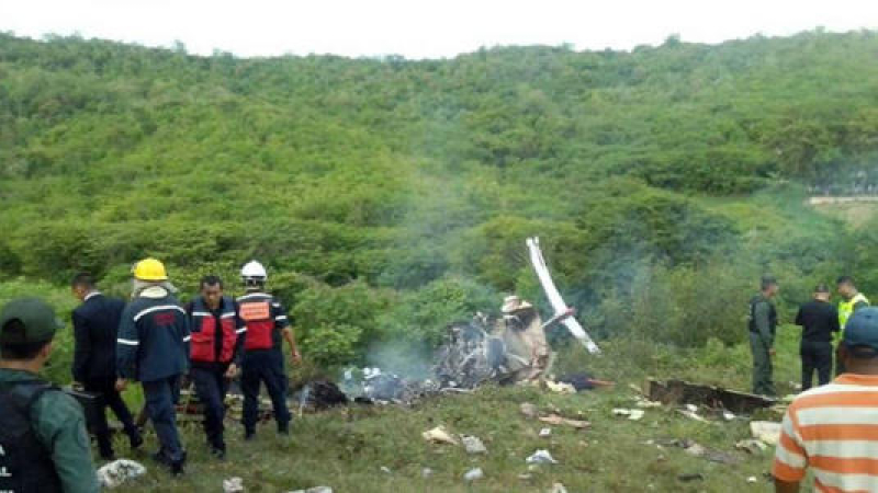 Un avión se estrelló en Venezuela: murieron seis personas, entre ellos el presidente de un club de fútbol local