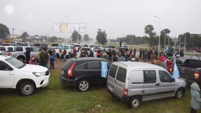 Marcha de productores por falta de gasoil y por la situación económica y social