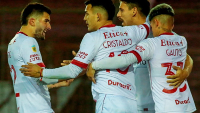 Huracán lo dio vuelta y se trepó al segundo puesto de la tabla