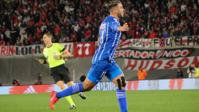 Godoy Cruz pegó rápido y dejó nocaut a River ante su gente
