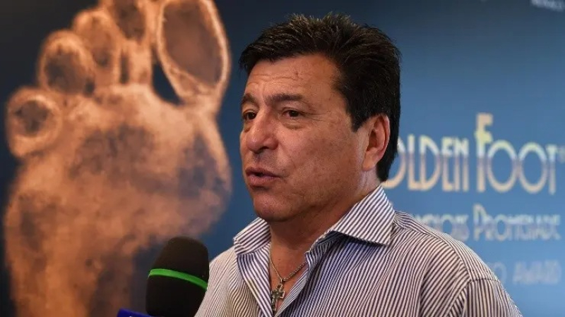Daniel Passarella sufre un delicado momento de salud