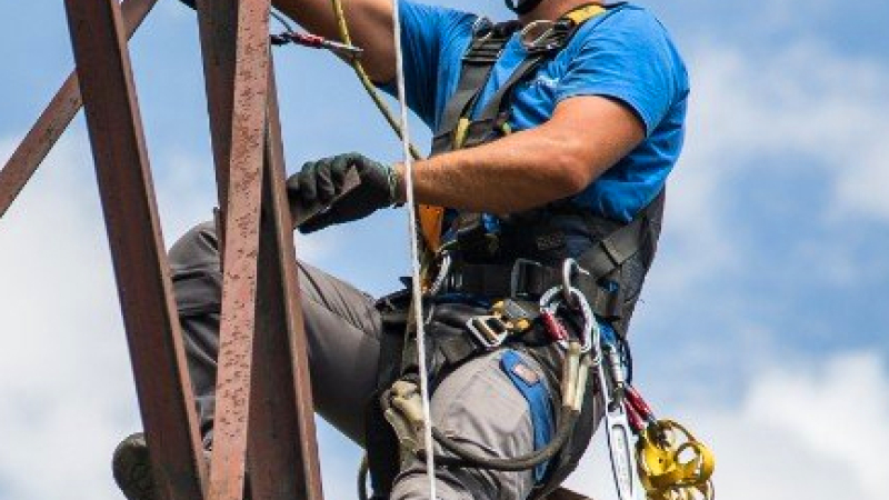 El Gobierno promulgó la ley que extiende el blanqueo para la construcción