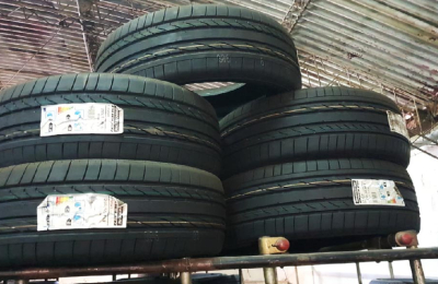 Falta de stock y el aluvión a Paraguay jaquean a vendedores de cubiertas