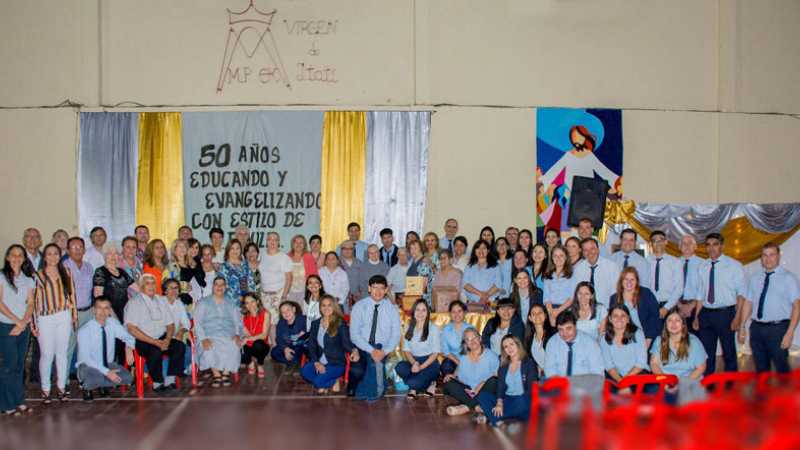 Festejo por los 50 años del colegio Virgen de Itatí de Pampa del Infierno