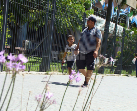 calor padre e hijo.JPG