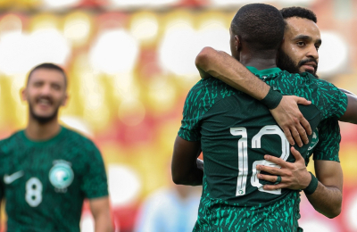 Dos lesiones en Arabia Saudita para el debut