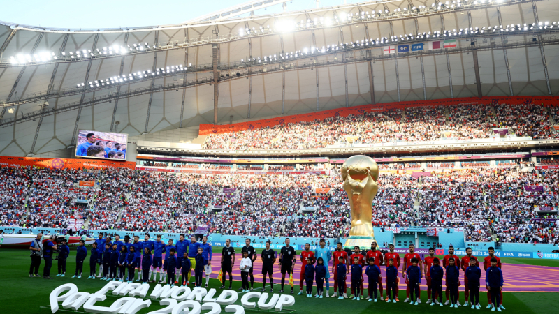 La selección de Irán se abstuvo de cantar su himno en respaldo a las protestas por Amini 