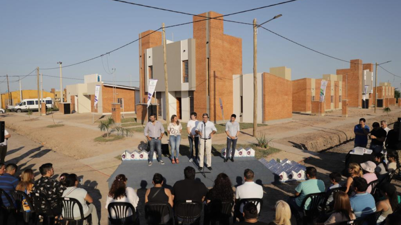 Más de 130 familias de Resistencia comienzan el 2023 con su anhelado techo propio