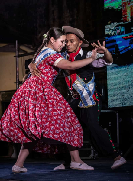 Pareja Nacional Juvenil del Chamame 1.jpg