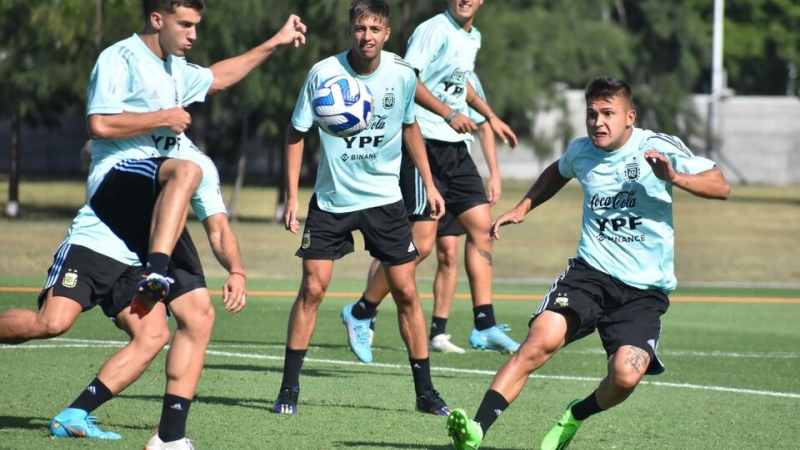 Argentina vs Brasil en el Sudamericano Sub 20: a qué hora juegan y cómo verlo
