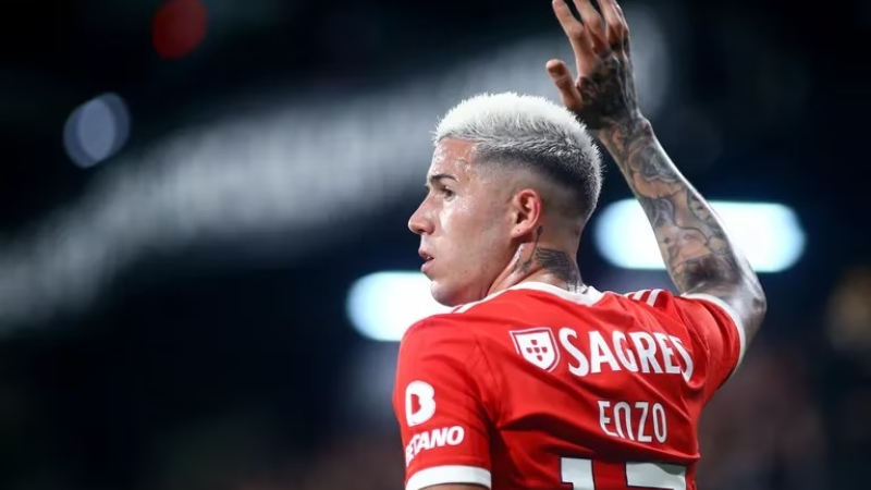 Enzo Fernández se transformó en el futbolista argentino más caro de la historia
