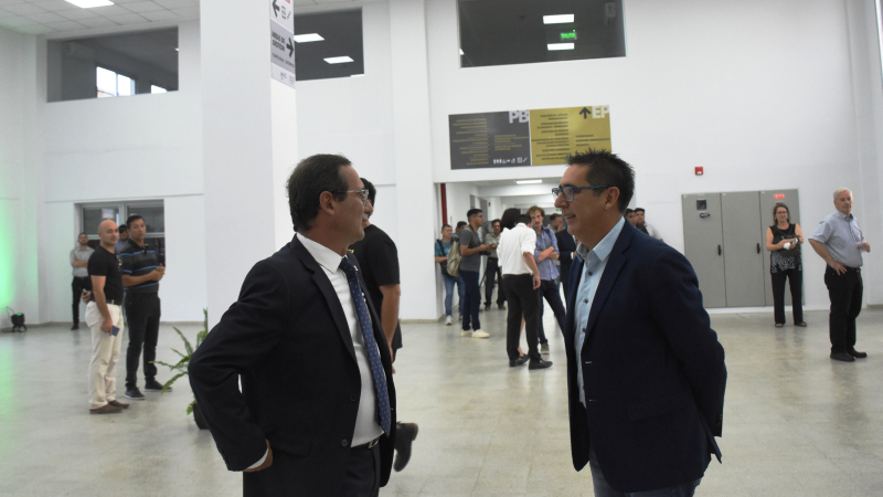 Gustavo Martínez participó de la inauguración del edificio de la Facultad de Artes